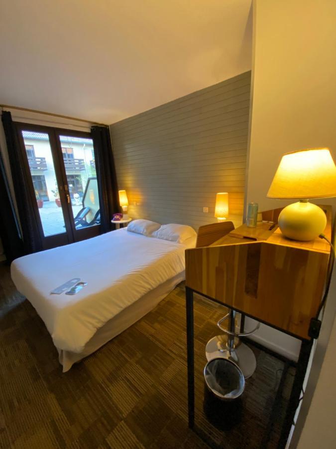 Logis Hôtel Saint Eloy Amnéville Exterior foto